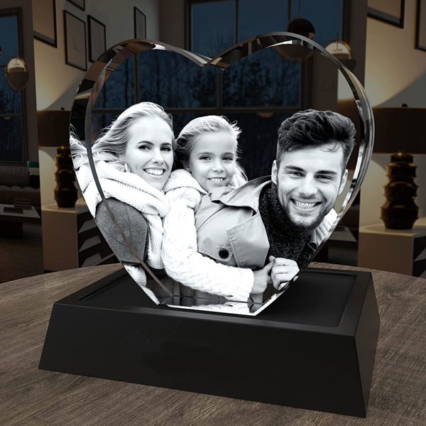 Heart 3D Crystal on Black Base - Family of Three